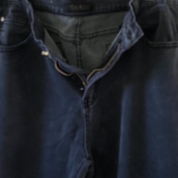 MAX & LIU Women's Jeans Black Soft as Butter - Picture 3 of 8